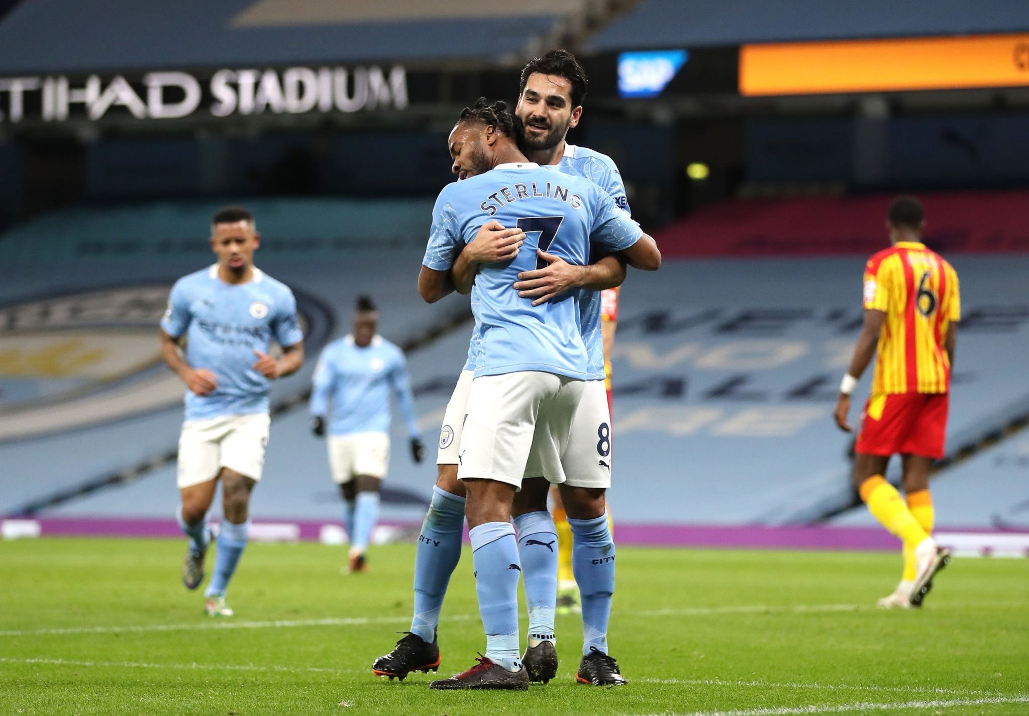 中的表现如 中的表现如